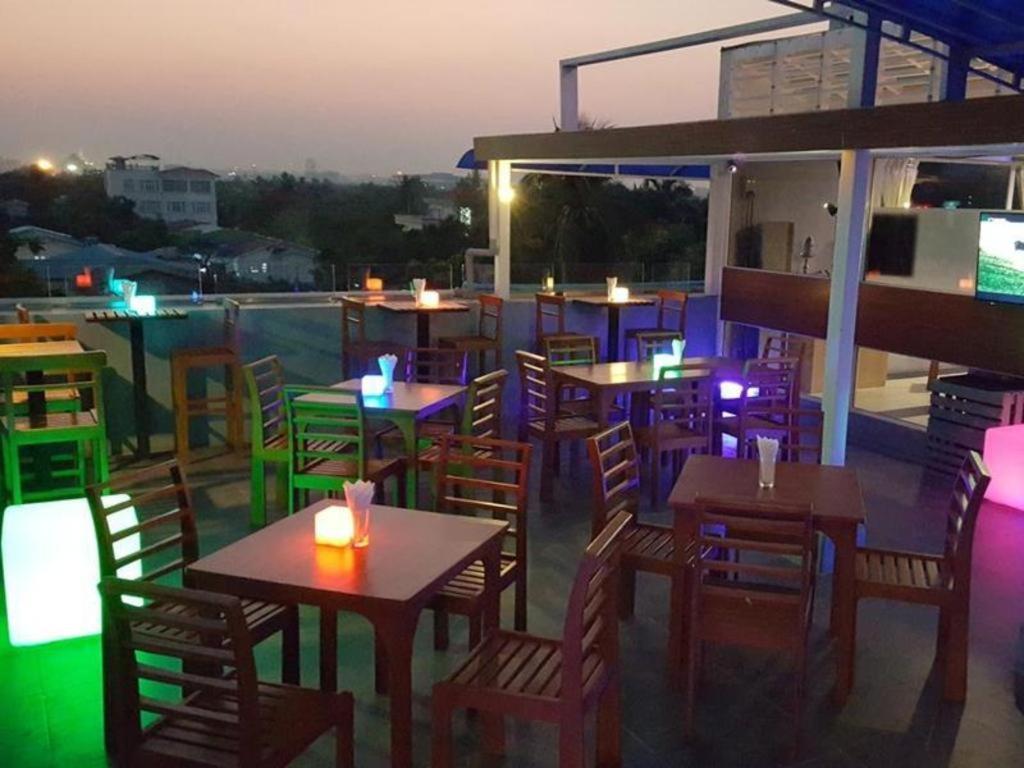 Asian Smile Hotel Янгон Экстерьер фото