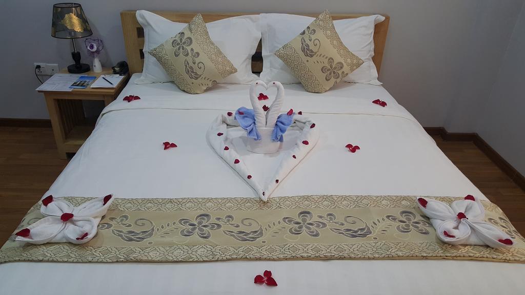 Asian Smile Hotel Янгон Экстерьер фото