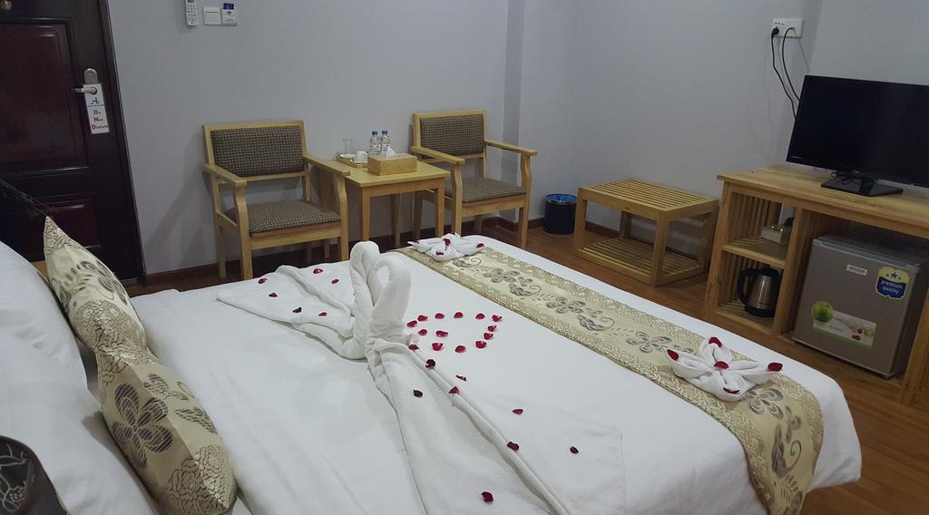 Asian Smile Hotel Янгон Экстерьер фото