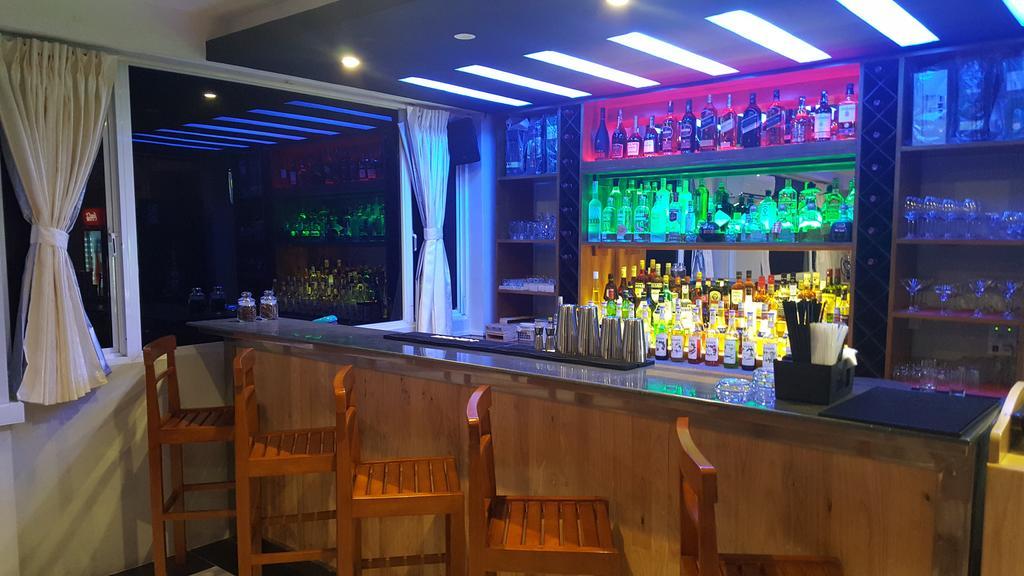 Asian Smile Hotel Янгон Экстерьер фото