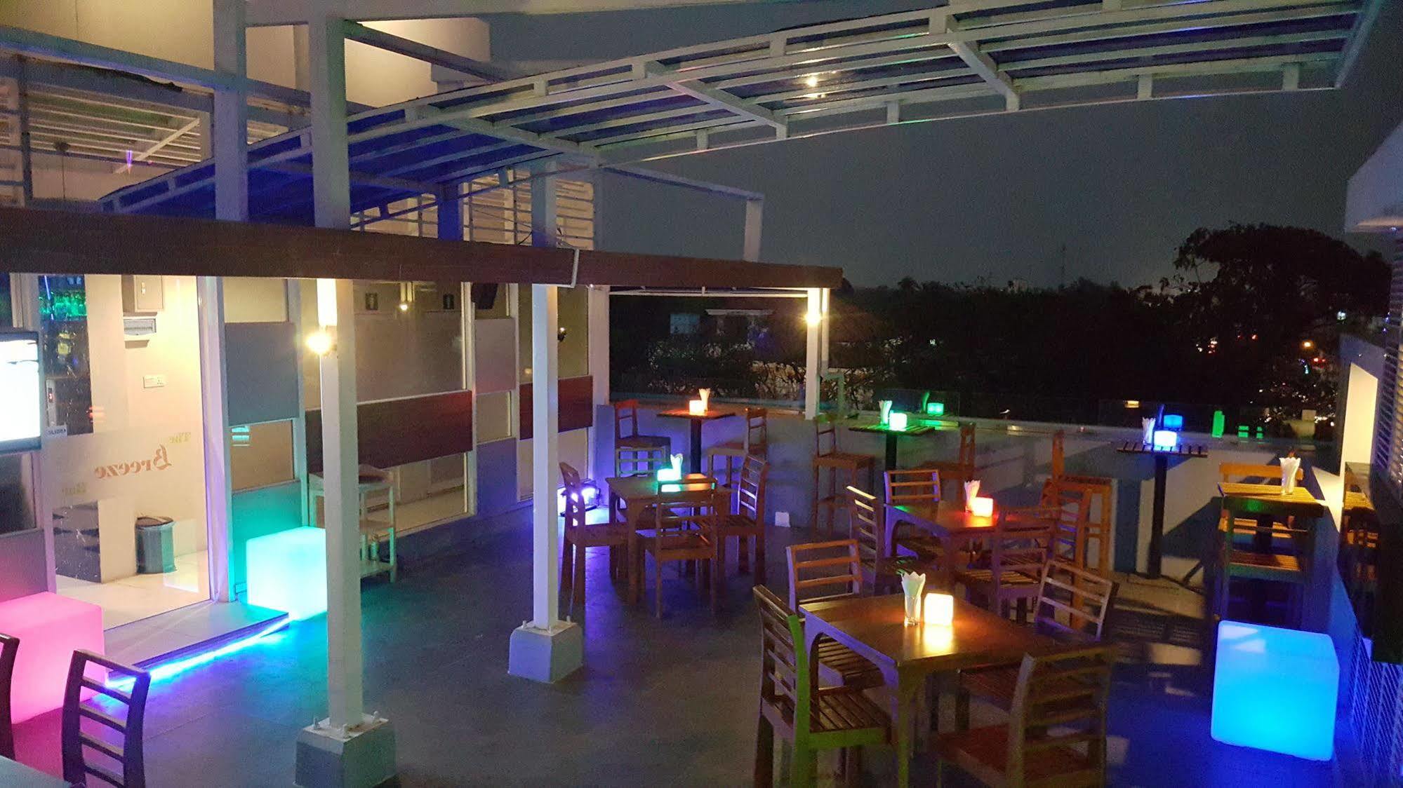 Asian Smile Hotel Янгон Экстерьер фото
