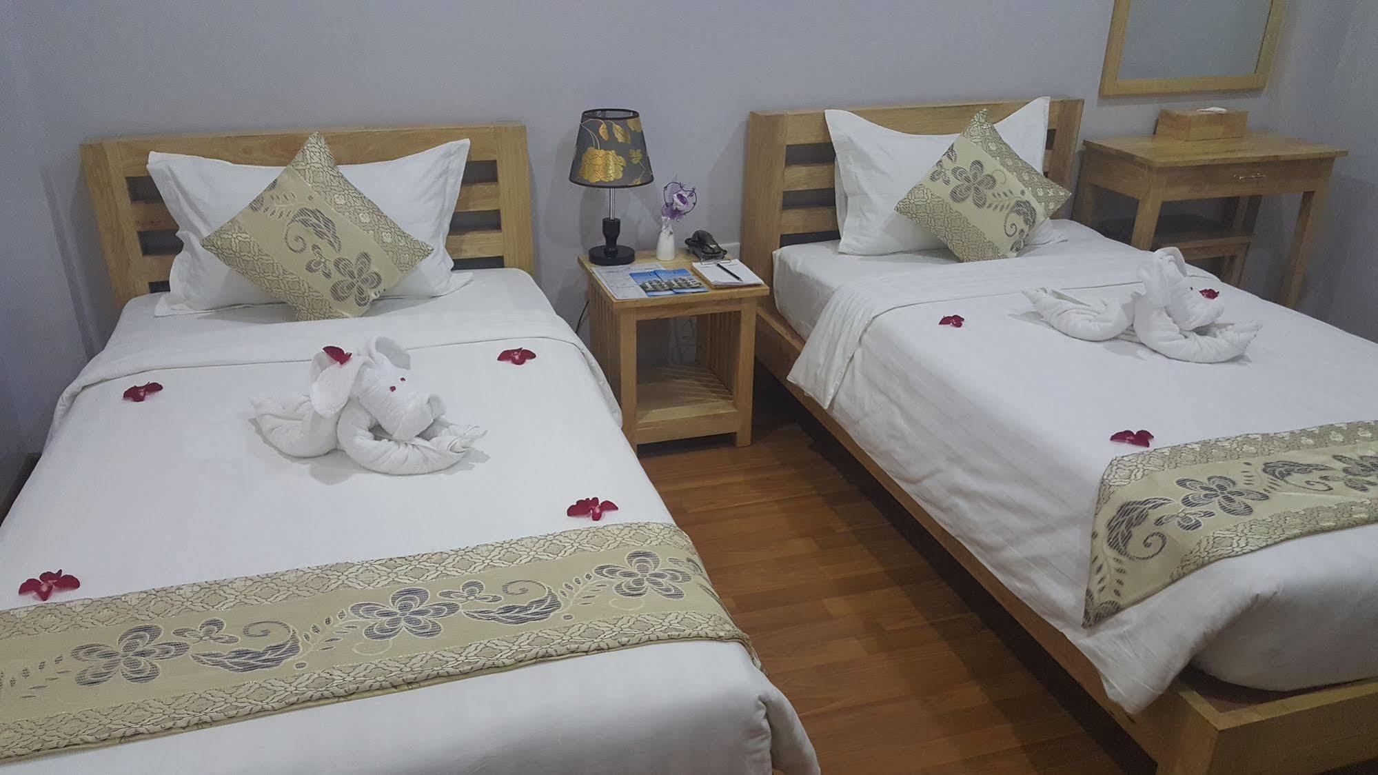 Asian Smile Hotel Янгон Экстерьер фото