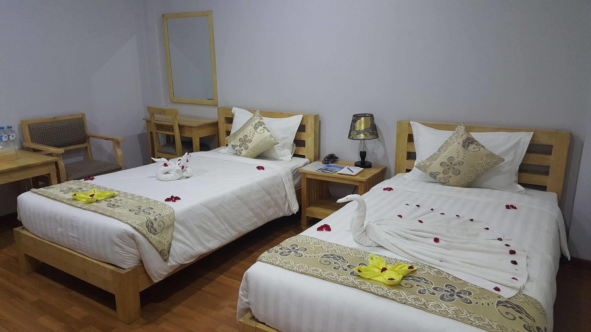 Asian Smile Hotel Янгон Экстерьер фото